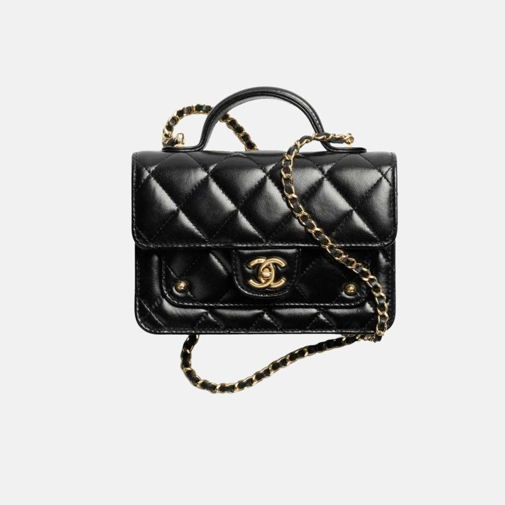 Clutch With Chain In Shiny Lambskin And Gold Metal Chanel – Гарантія оригінальності – боковий вид