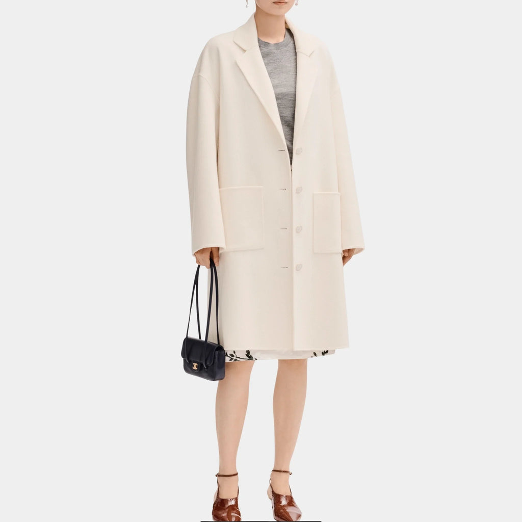 Оригінальна Coat In Cashmere Ivory Chanel – боковий вид