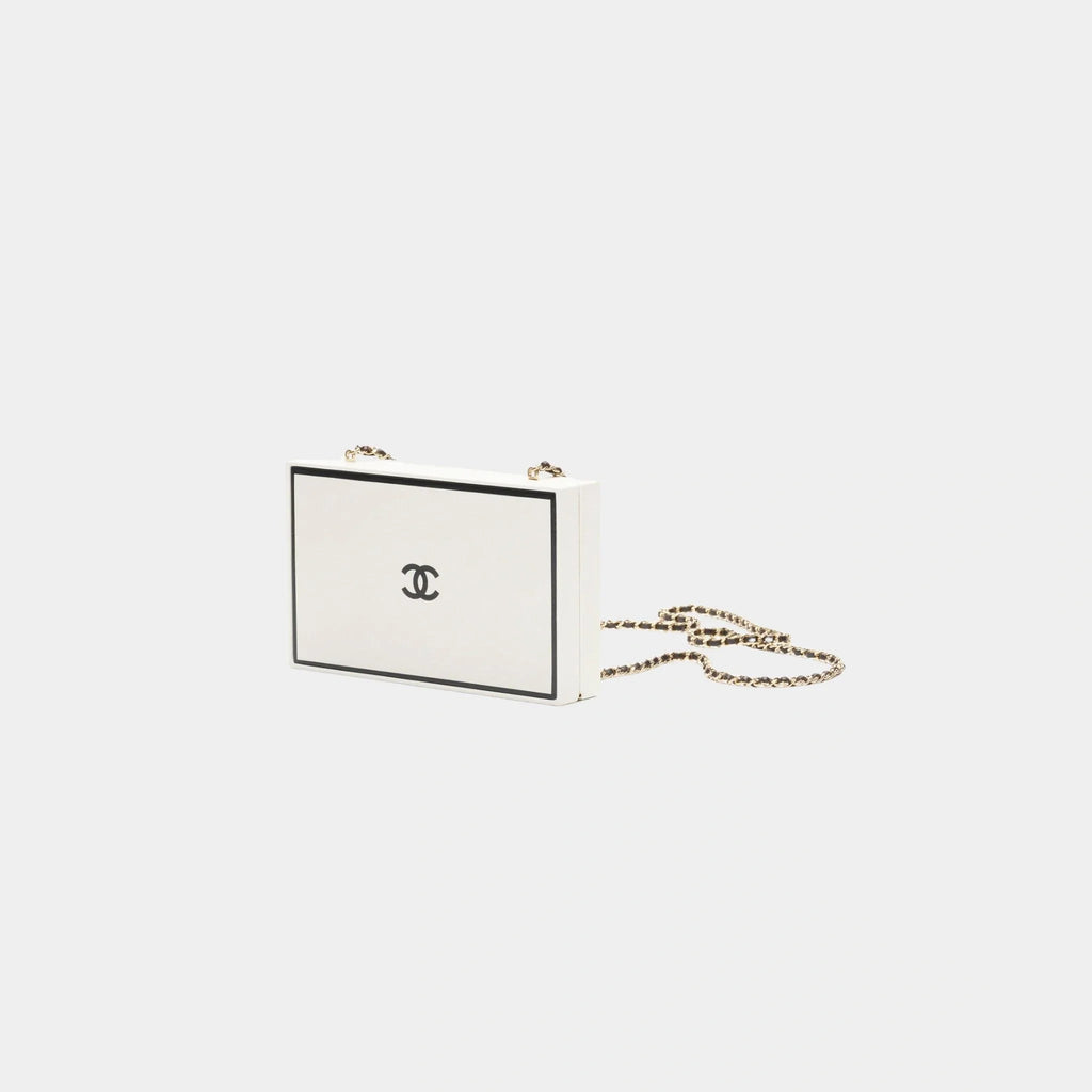 Evening Bag Box Printed Calfskin & Gold-Tone Metal Black & White Chanel – Гарантія оригінальності – боковий вид
