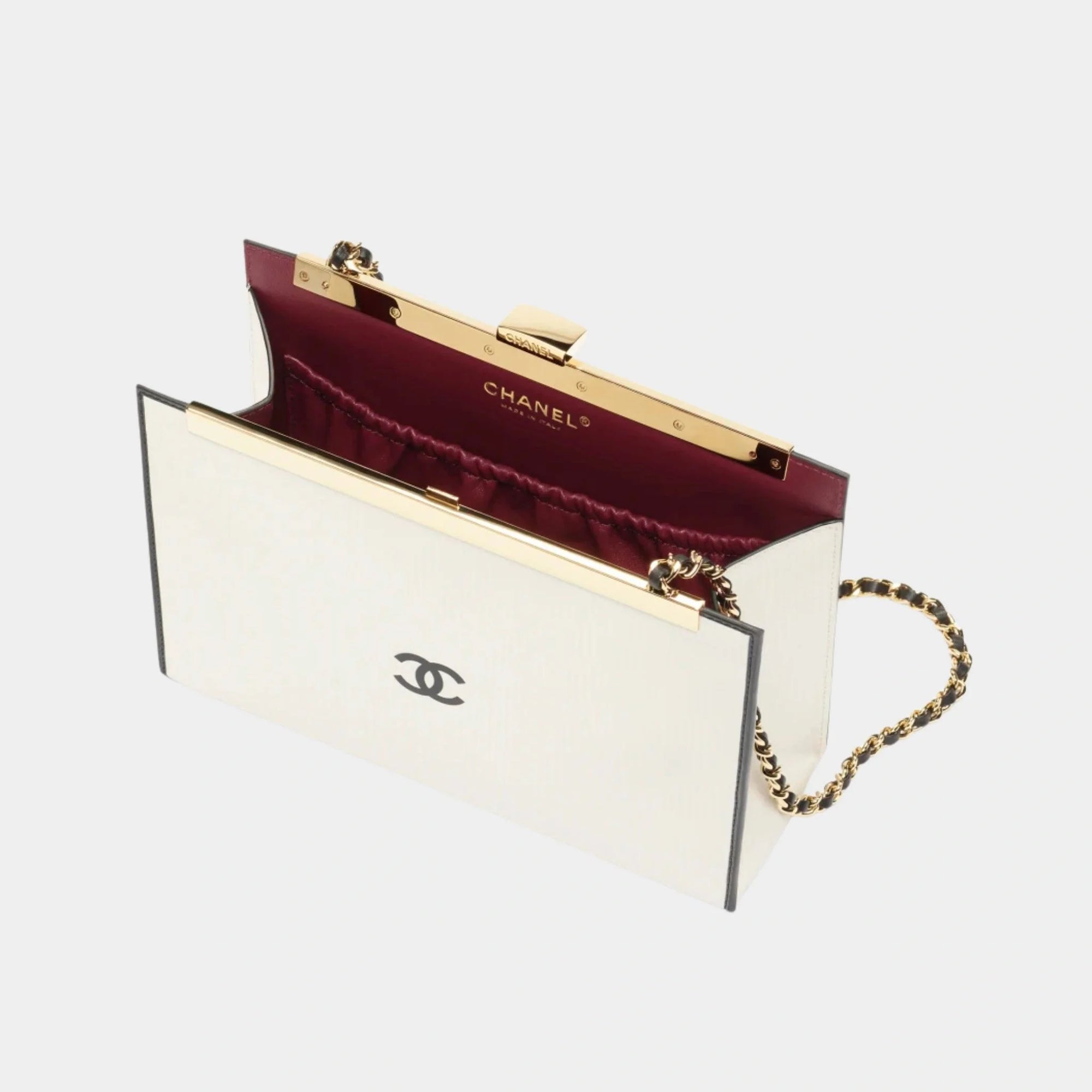 Оригінальна Evening Bag Printed Calfskin & Gold-Tone Metal Black & White Chanel – детальний вид