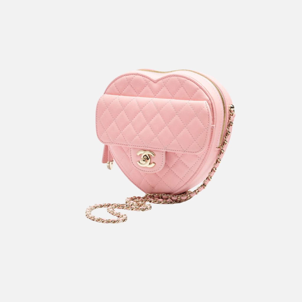 Heart Bag In Lambskin And Gold Metal Chanel – Гарантія оригінальності – боковий вид