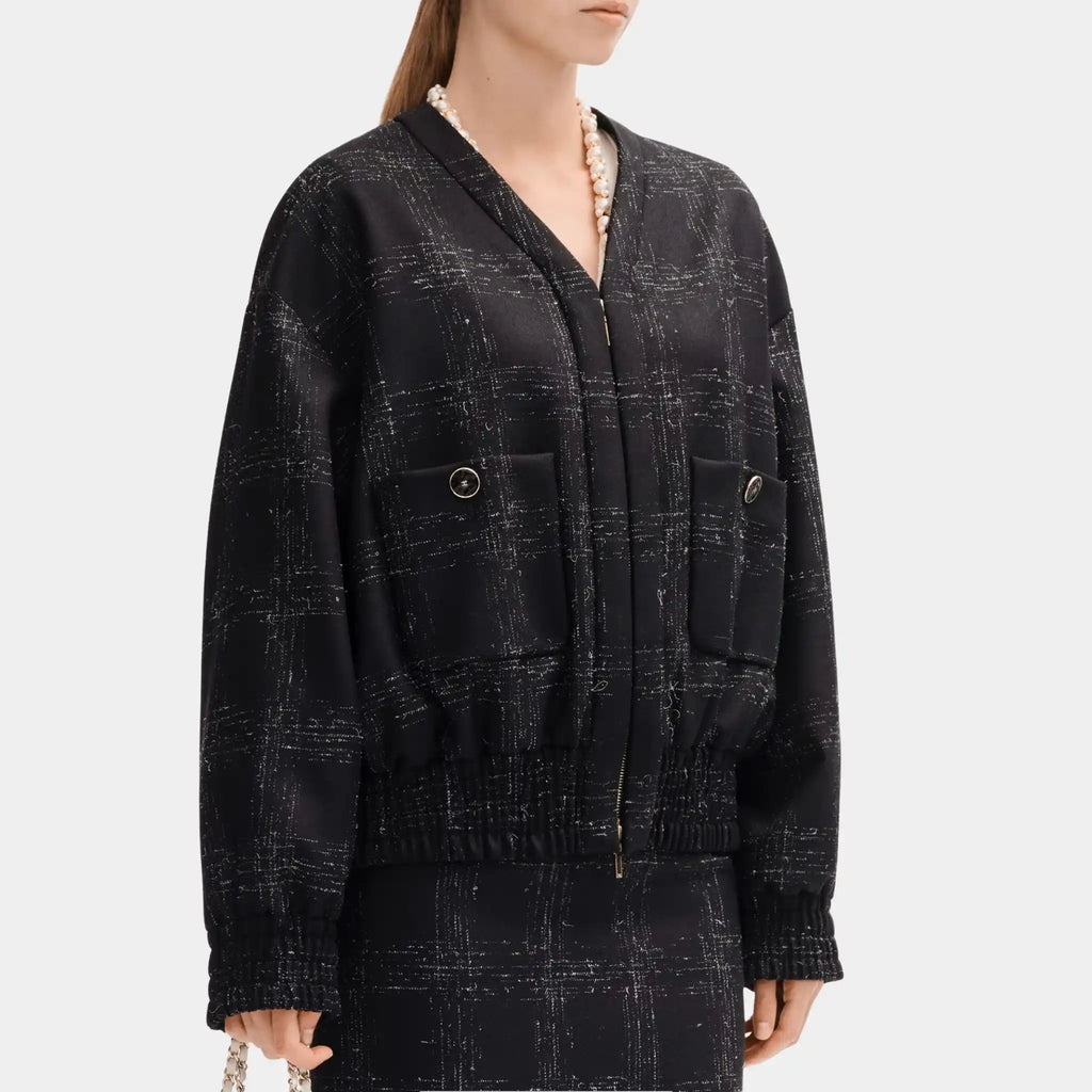 Jacket In Black And White Wool Drill Chanel – Гарантія оригінальності – боковий вид