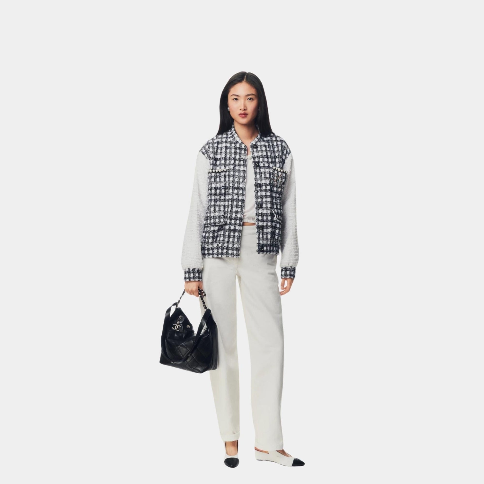 Jacket Cotton Tweed And Imitation Pearls White And Black Chanel оригінал – Купити в Україні – боковий вид