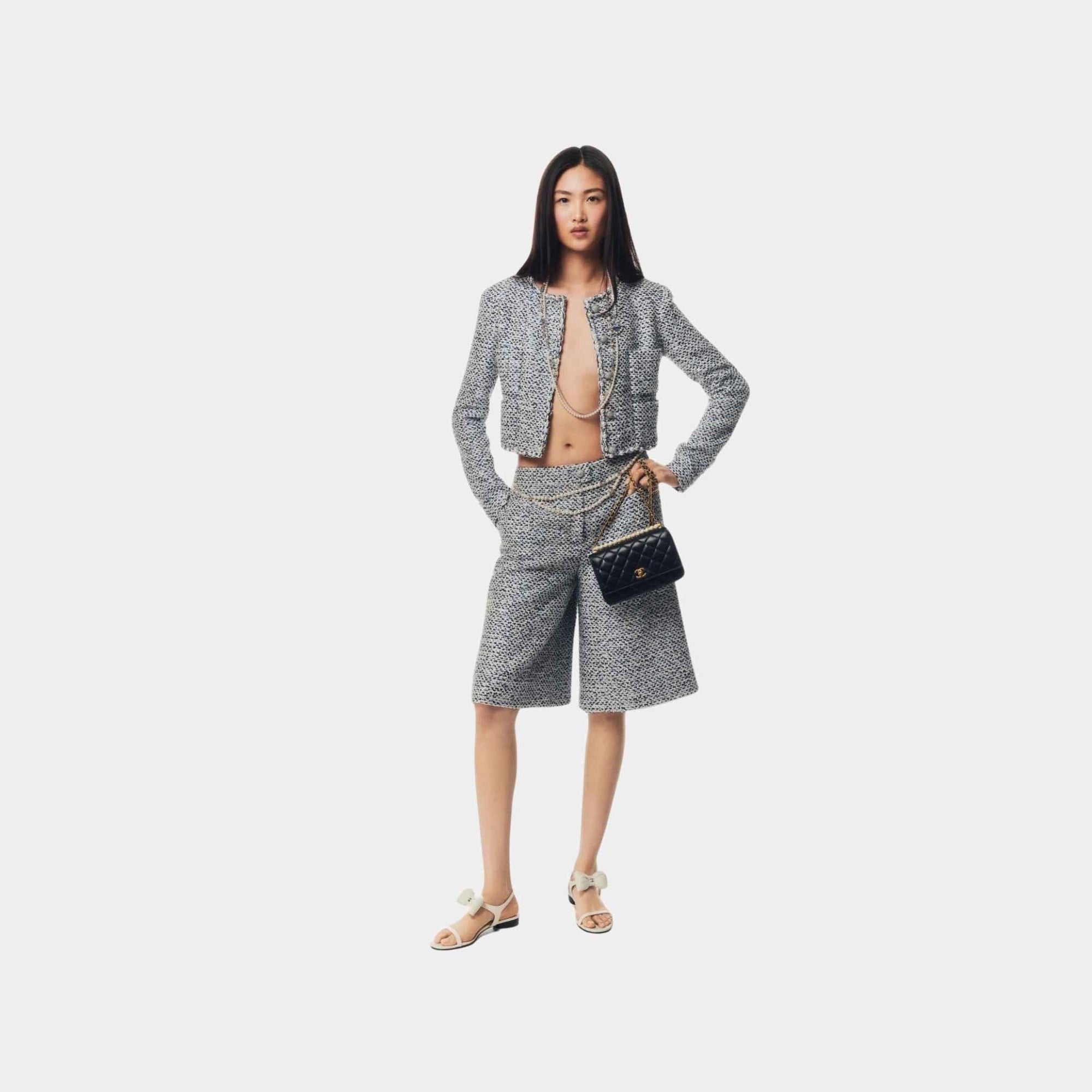 Chanel Outerwear оригінал | Швидка доставка Україна – боковий вид