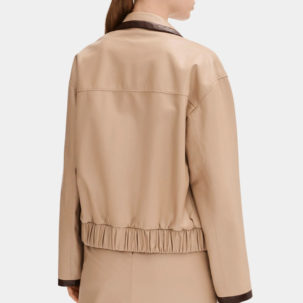 Chanel Outerwear оригінал | Швидка доставка Україна – вид ззаду