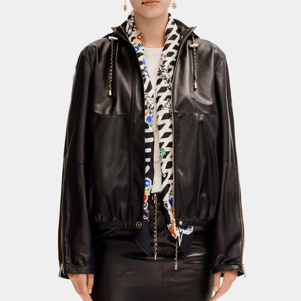 Jacket In Black Lambskin Chanel – Гарантія оригінальності – боковий вид