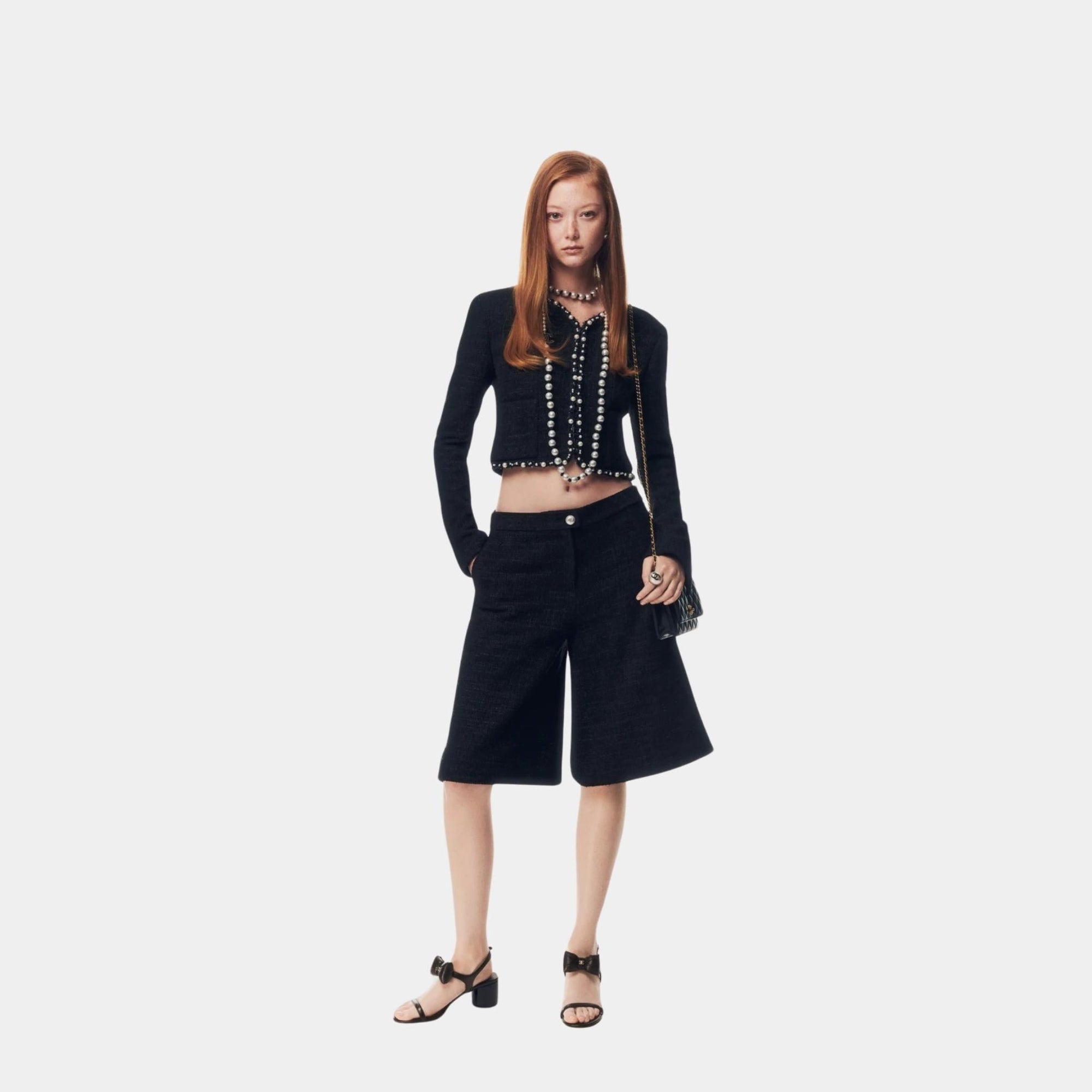Оригінальна Jacket Tweed Imitation Pearls Black & White Chanel – боковий вид