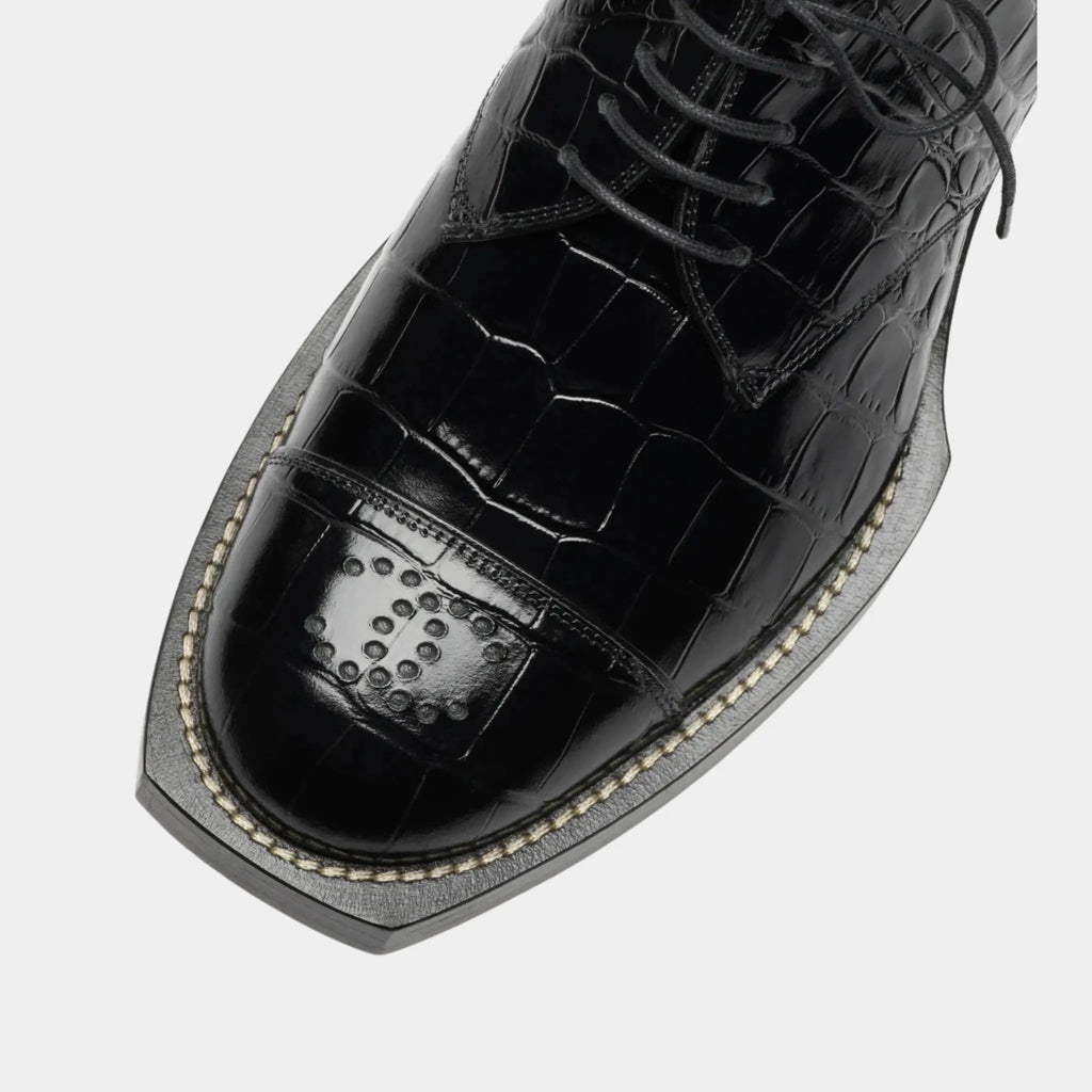 Lace-Up Shoes In Crocodile Embossed Patent Calfskin Chanel – Гарантія оригінальності – детальний вид