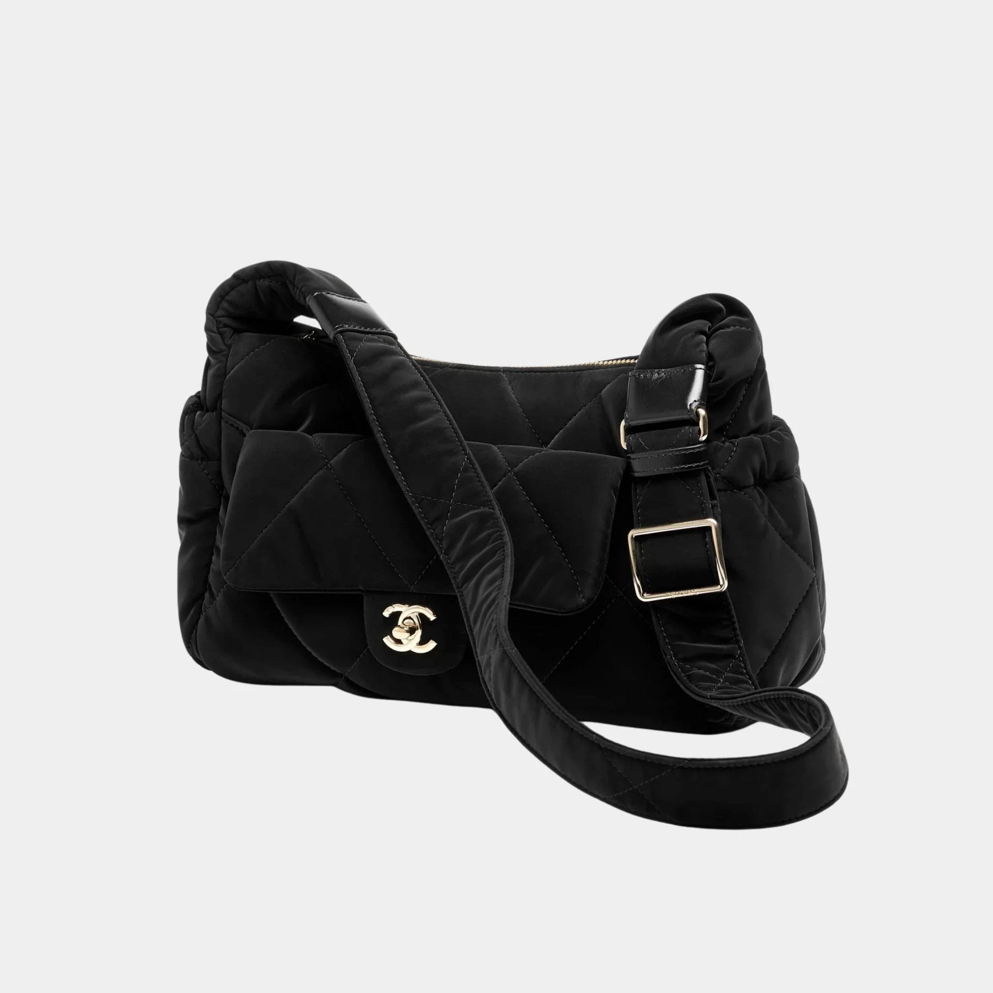 Large Bowling Bag Black Velvet Effect Nylon & Gold Metal Chanel оригінал – Купити в Україні – вид ззаду