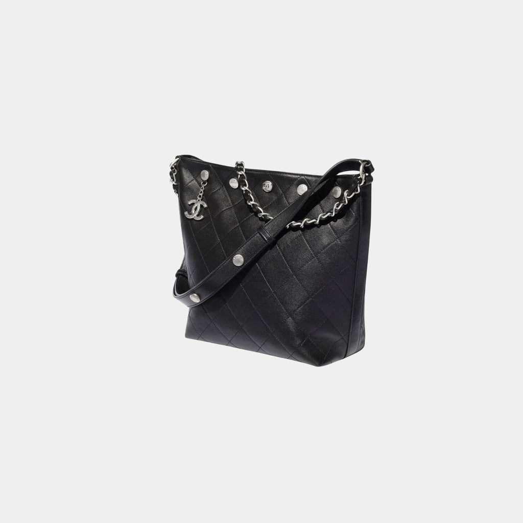 Large Bucket Bag Shiny Lambskin Silver Tone Metal Black Chanel – Гарантія оригінальності – вид ззаду