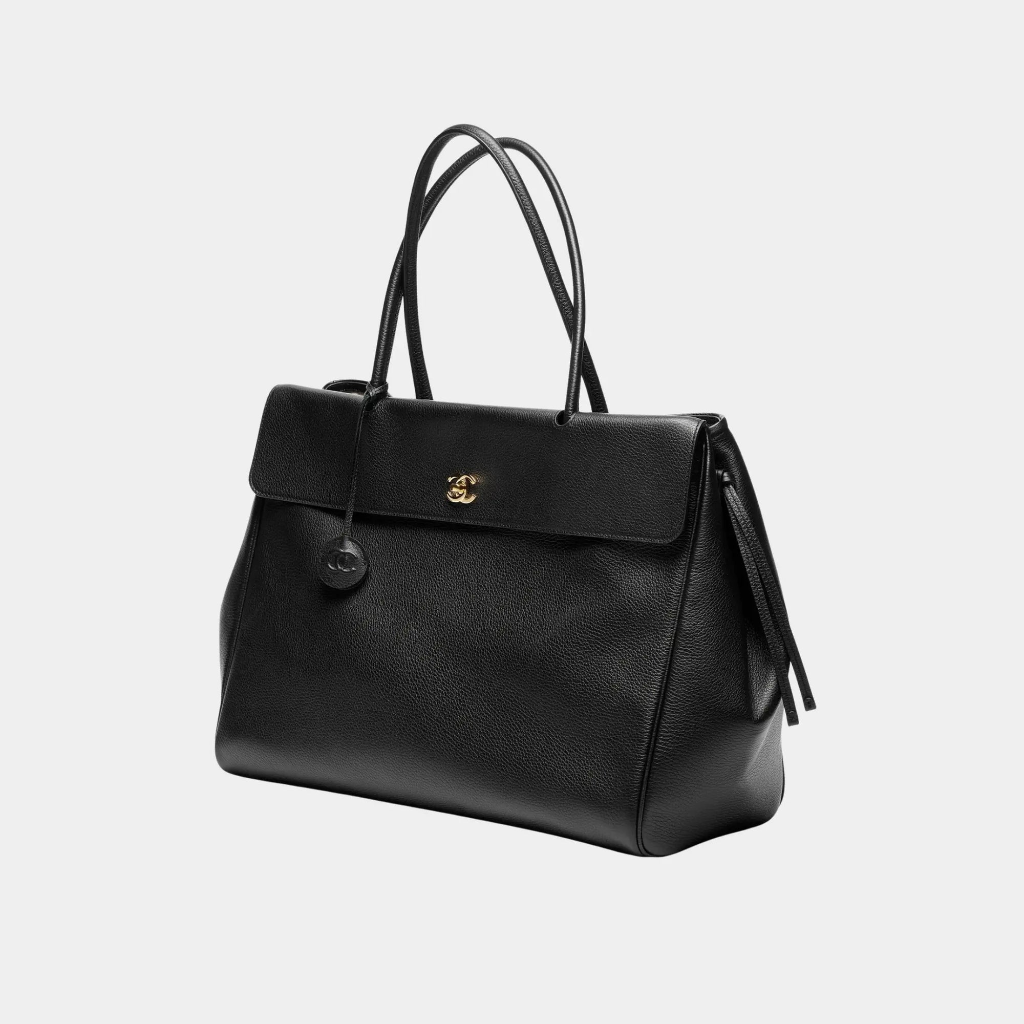 Large Tote Bag Grained Calfskin & Gold-Tone Metal Black Chanel оригінал – Купити в Україні – боковий вид