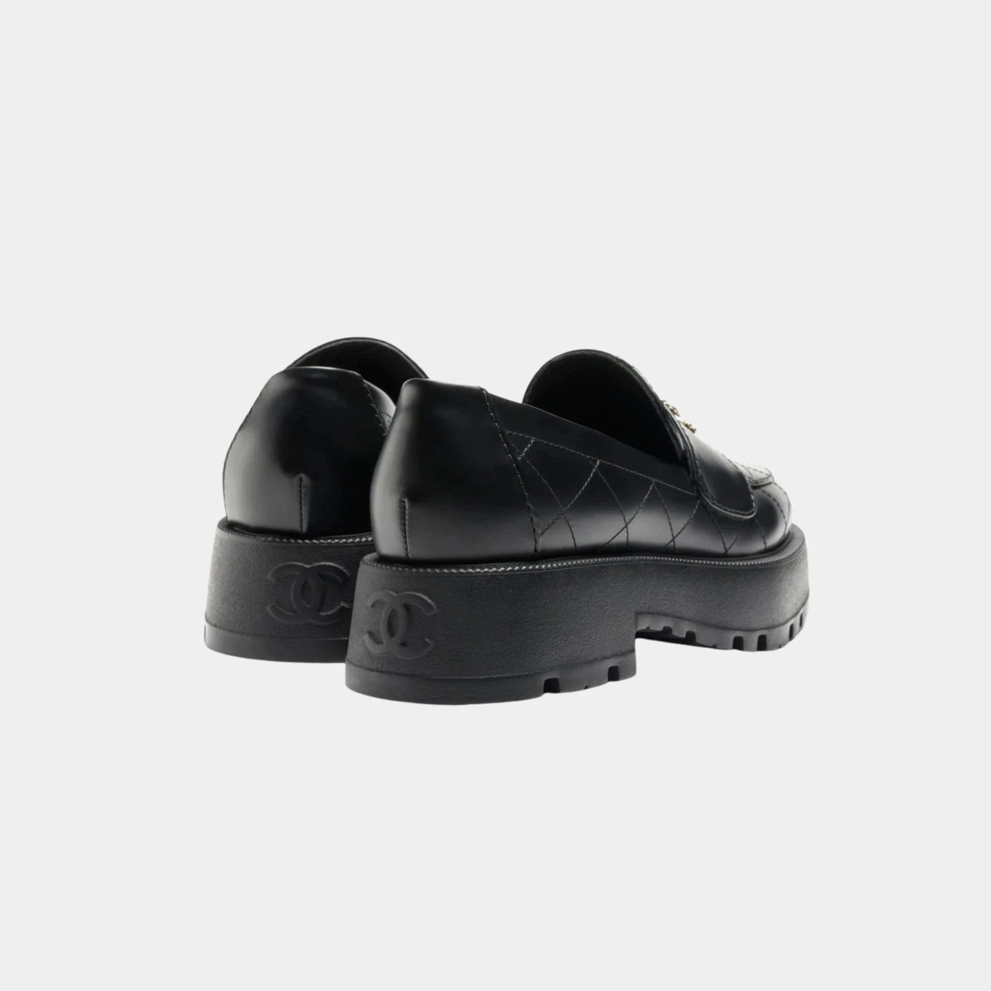 Loafers In Black Calfskin Chanel – Гарантія оригінальності – вид ззаду