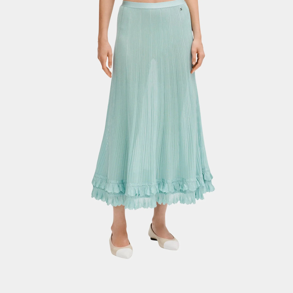 Оригінальна Long Skirt In Light Blue Silk Chanel – боковий вид