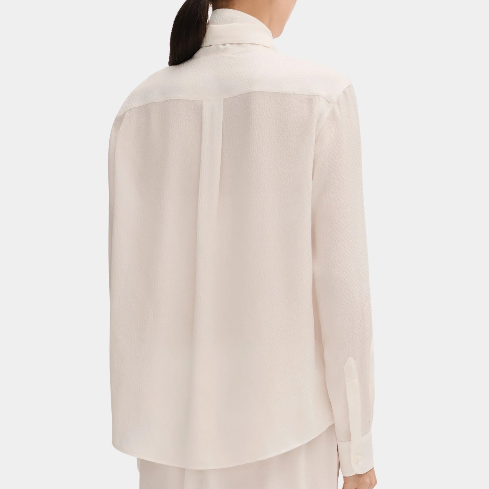 Long-Sleeved Blouse In Silk Jacquard Chanel – Гарантія оригінальності – вид ззаду