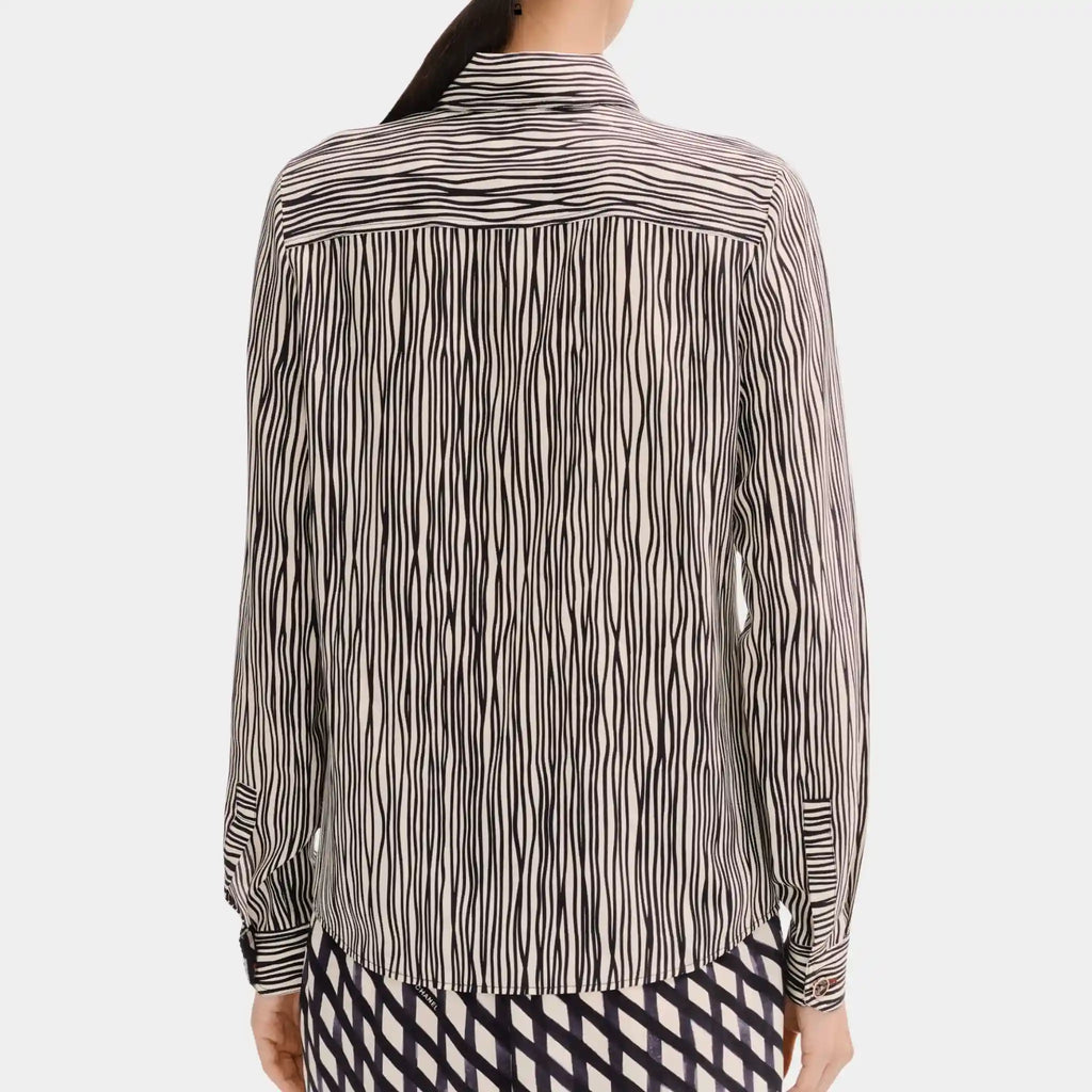 Long Sleeved Shirt In White And Black Silk Crepe Chanel – Гарантія оригінальності – вид ззаду