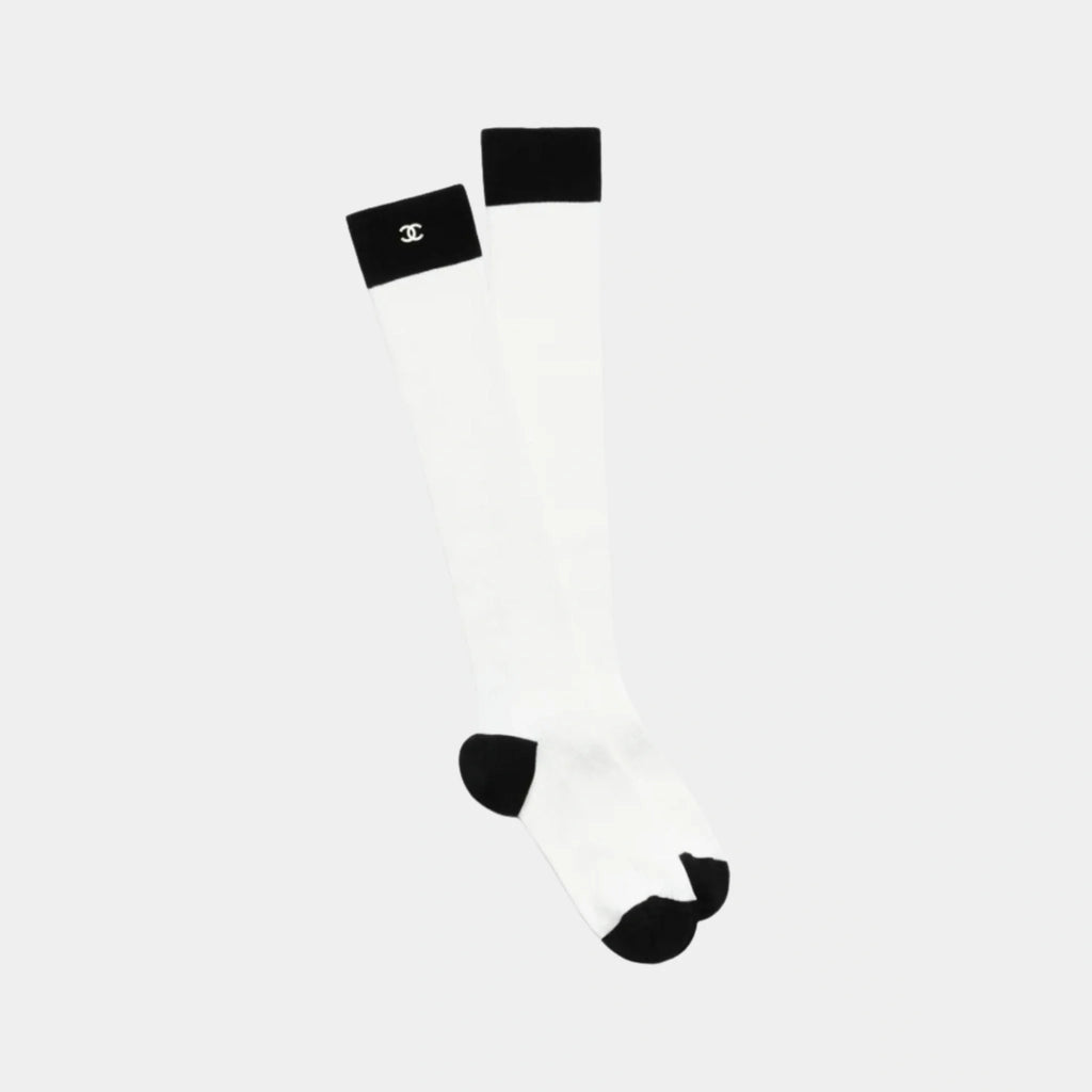 Long Socks Silk & Cotton Black & White Chanel оригінал – Купити в Україні – боковий вид