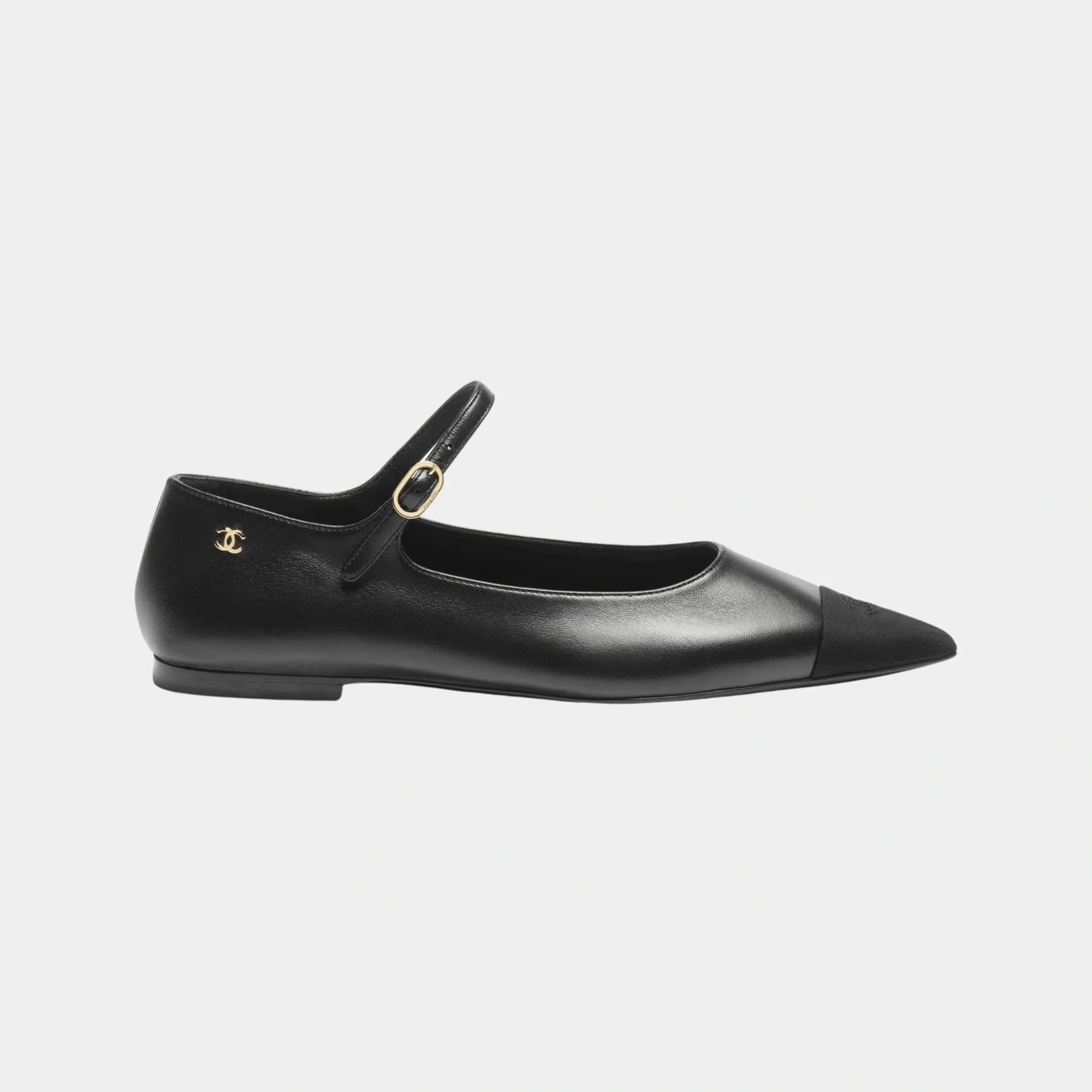 Оригінальна Mary Janes In Lambskin And Grosgrain Chanel – боковий вид