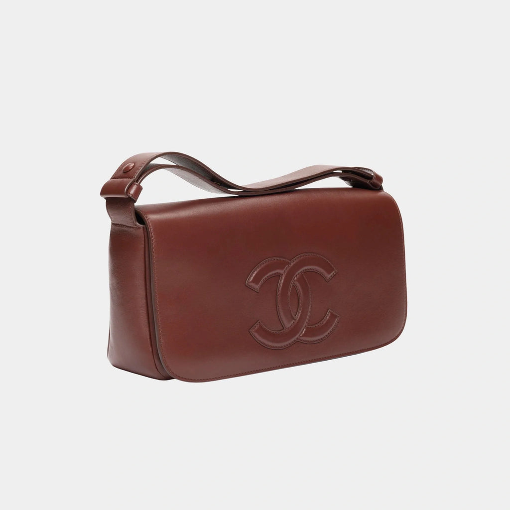 Maxi Messenger Bag Lamb Brown Chanel оригінал – Купити в Україні – боковий вид