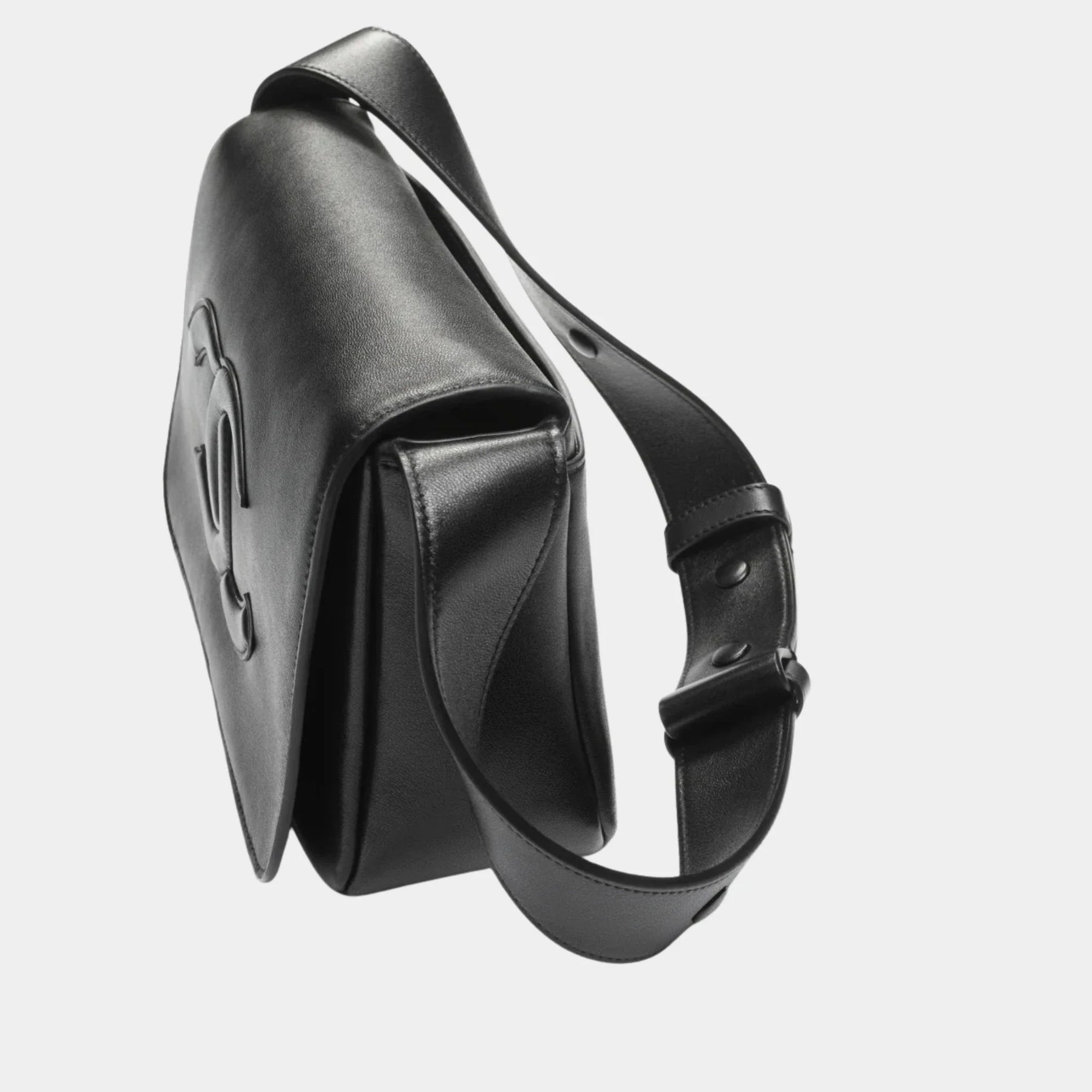 Messenger Bag Lamb Black Chanel оригінал – Купити в Україні – детальний вид