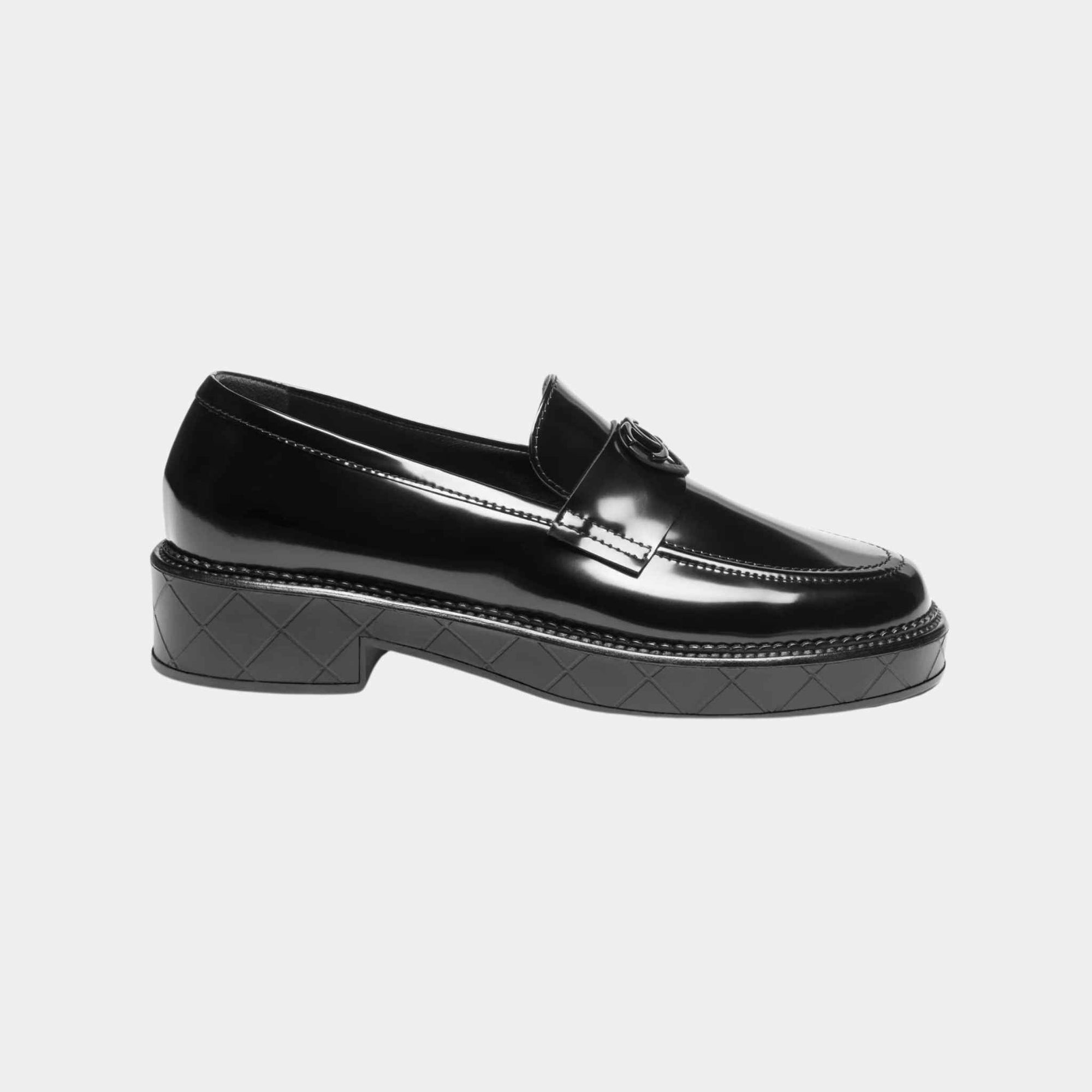 Оригінальна Moccasins Shiny Calfskin Black Chanel – боковий вид