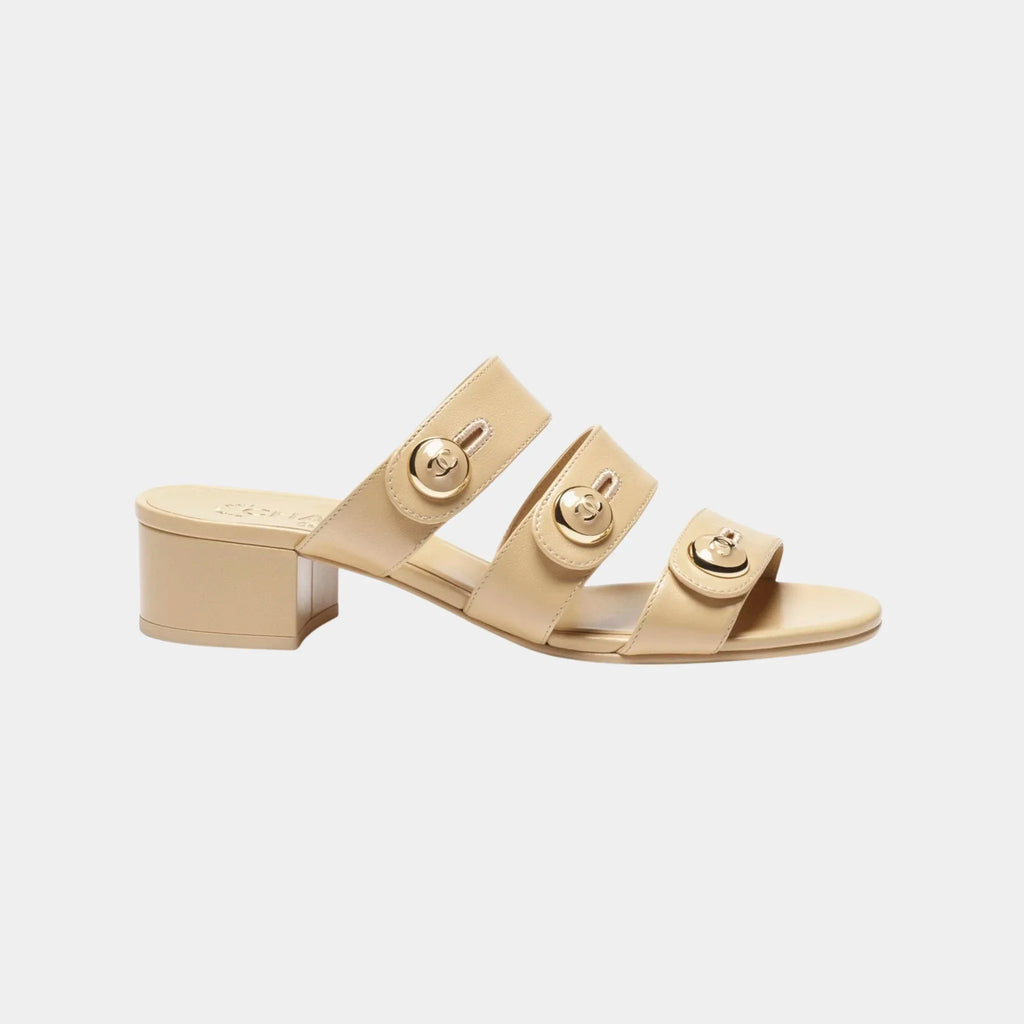 Mule In Shiny Calf Chanel оригінал – Купити в Україні – боковий вид