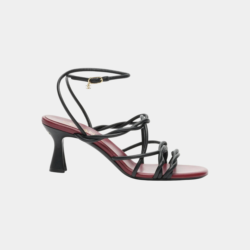 Sandals In Black Lambskin Chanel – Гарантія оригінальності – боковий вид