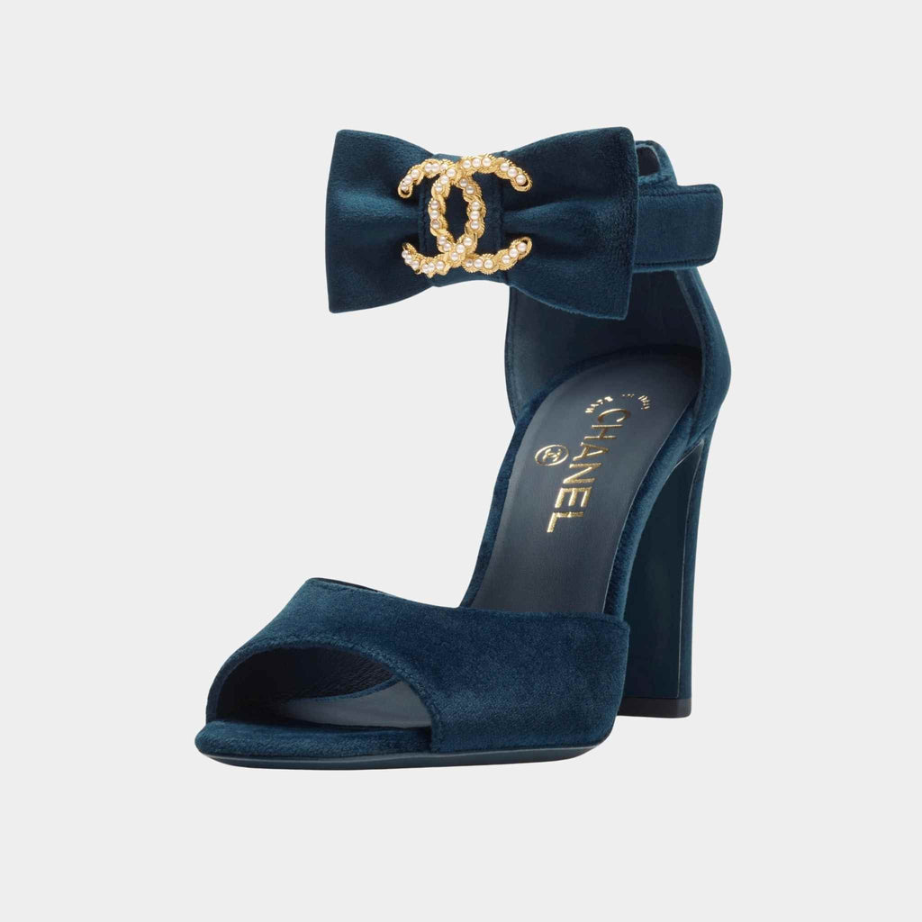 Sandals Velvet Imitation Pearls Metal Dark Blue Chanel – Гарантія оригінальності – вид ззаду