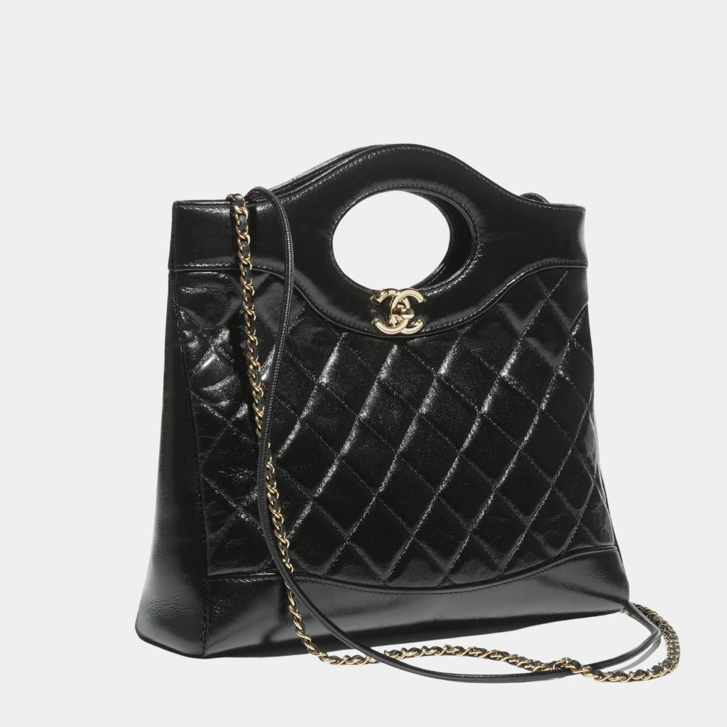 Shopping Bag Shiny Lambskin & Gold Tone Metal Black Chanel оригінал – Купити в Україні – вид ззаду