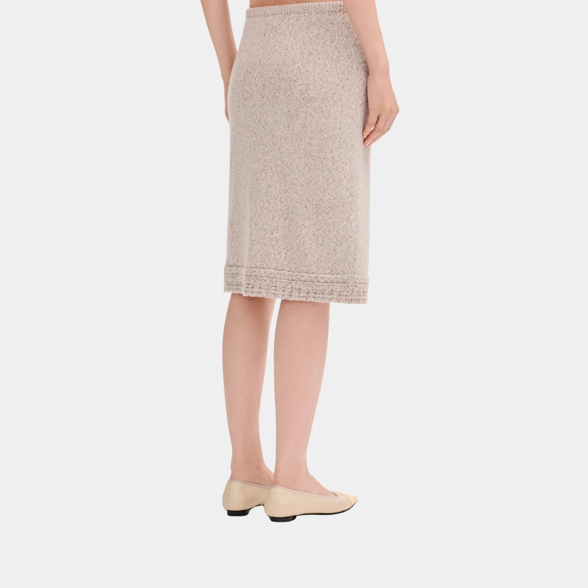 Skirt In Light Beige Linen And Cashmere Chanel – Гарантія оригінальності – вид ззаду