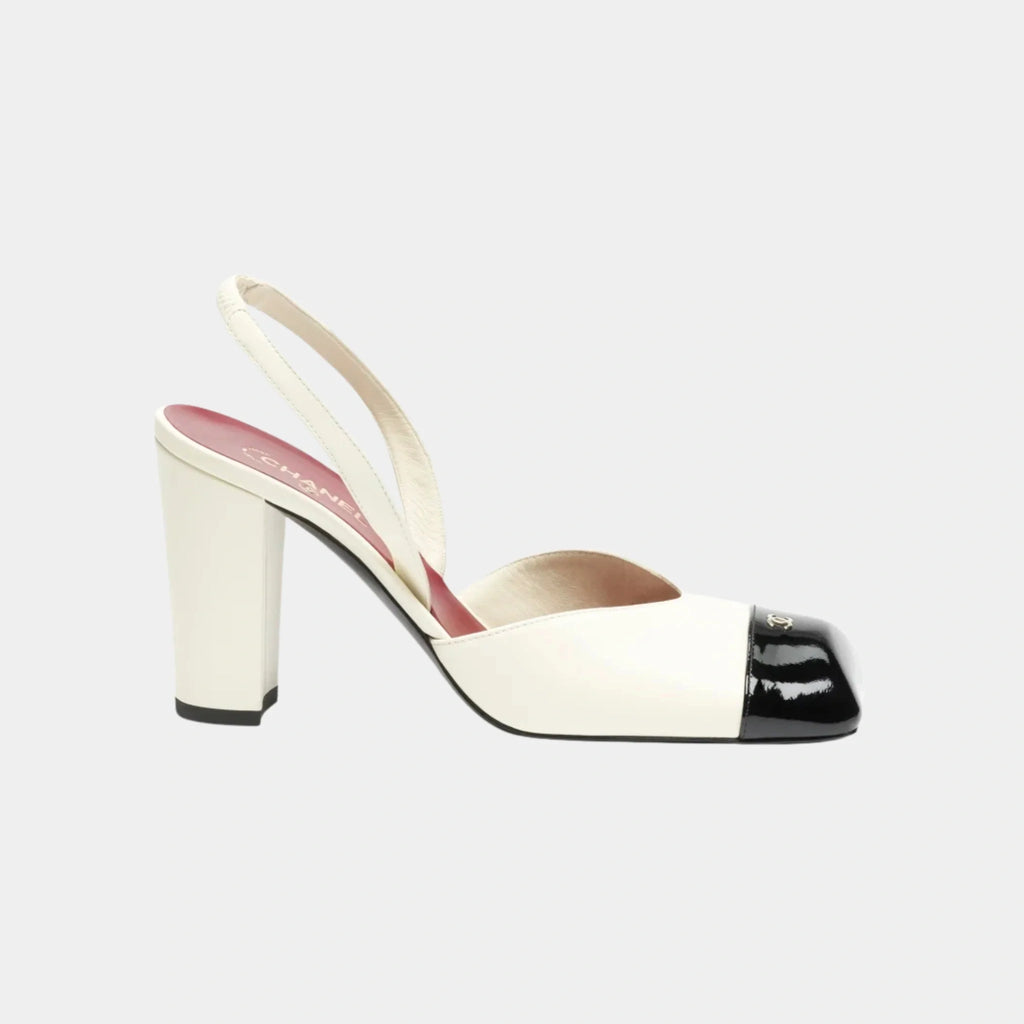 Оригінальна Slingbacks In Lambskin And Patent Calfskin Chanel – боковий вид