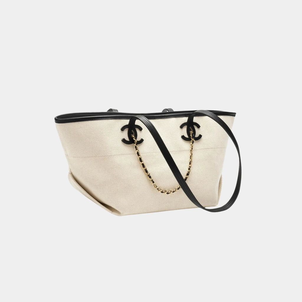 Оригінальна Small Tote Bag Canvas Calfskin & Gold-Tone Metal Ecru & Black Chanel – боковий вид