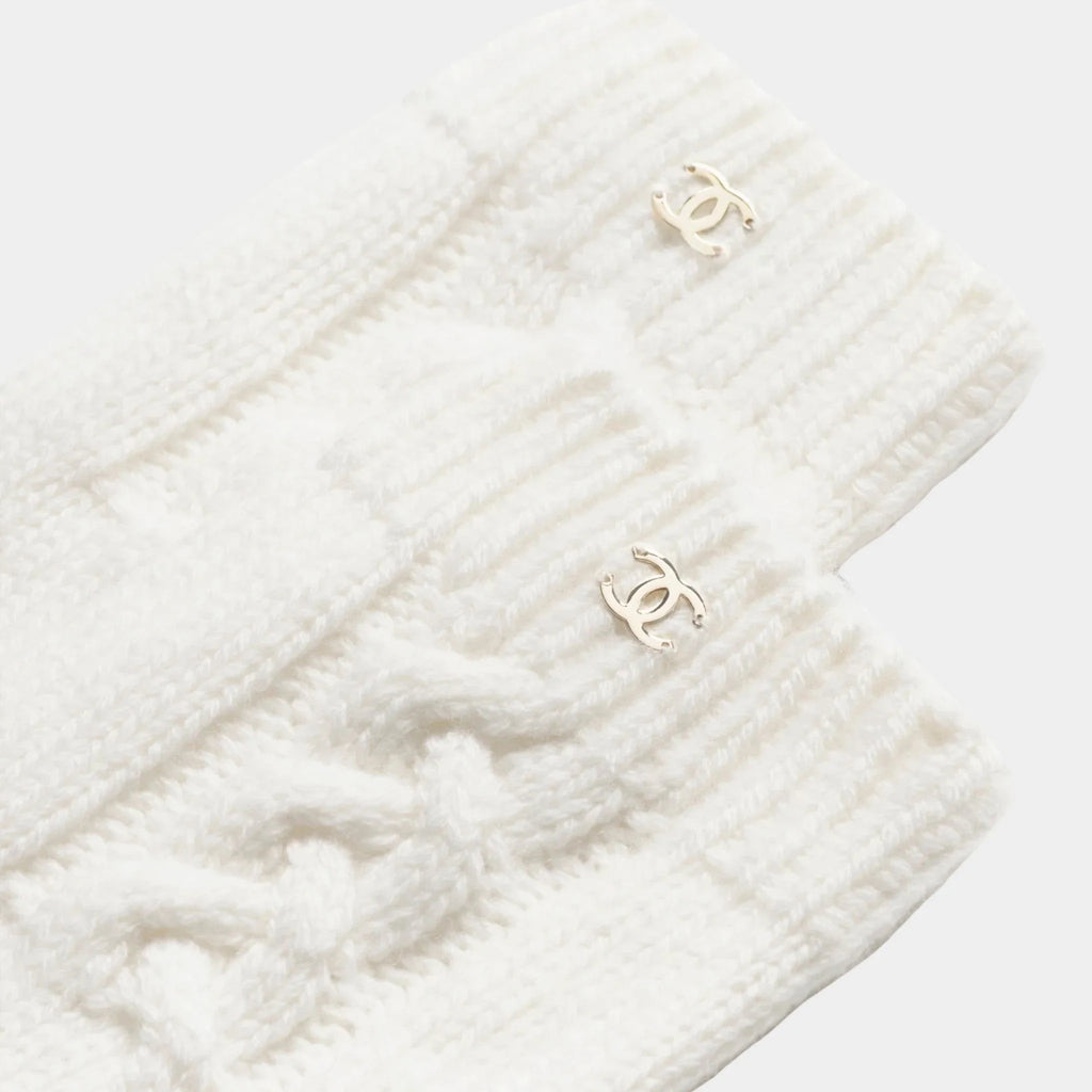 Socks Cashmere White Chanel – Гарантія оригінальності – вид ззаду