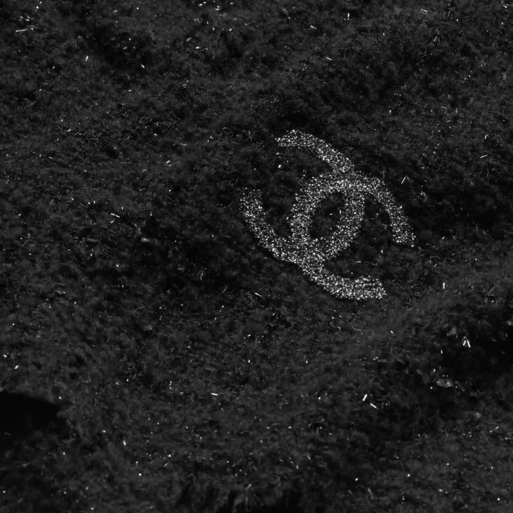 Stole Wool & Blended Fibers Black & Silver Chanel оригінал – Купити в Україні – вид ззаду