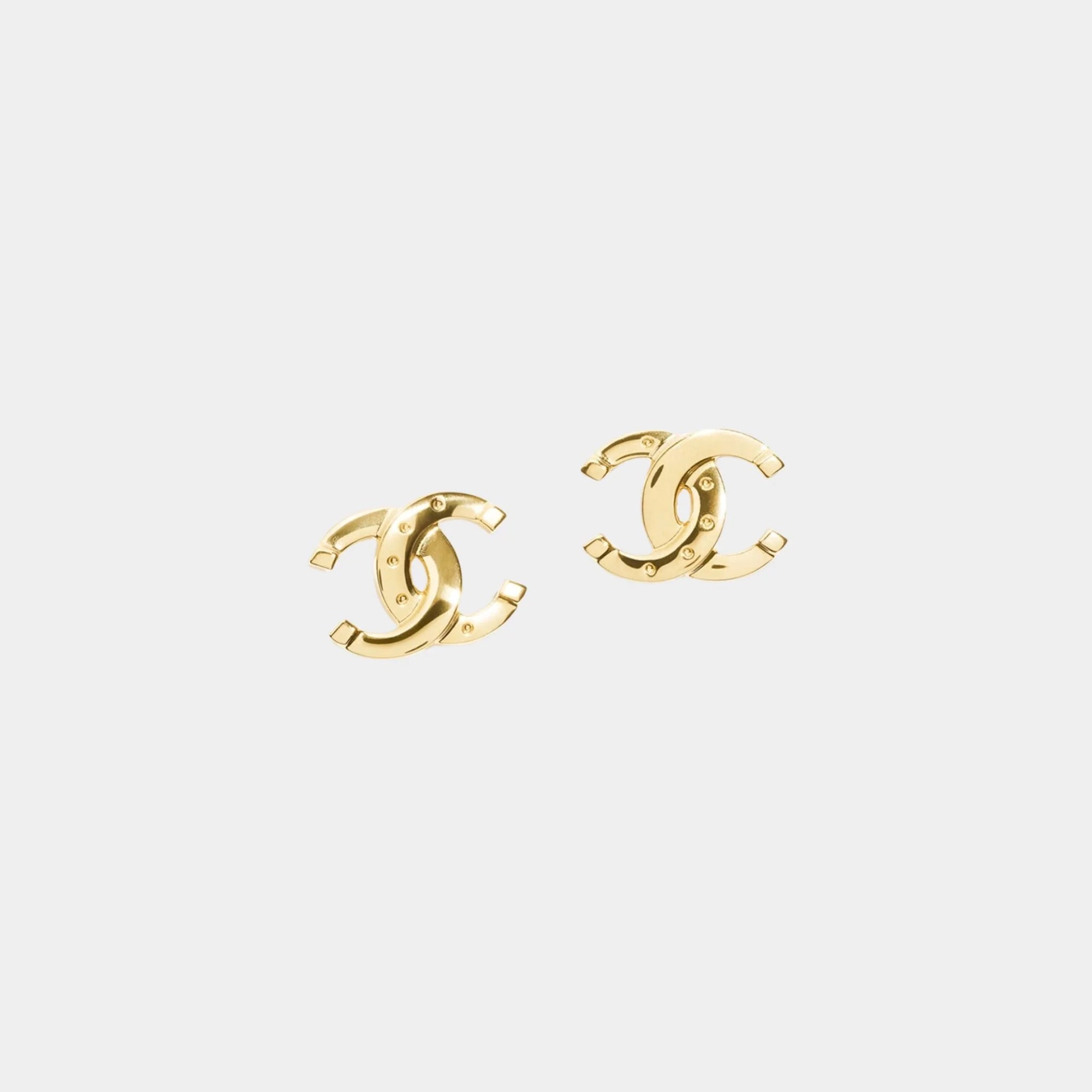 Studs Rivets CC Earrings Metal Gold Chanel оригінал – Купити в Україні – боковий вид