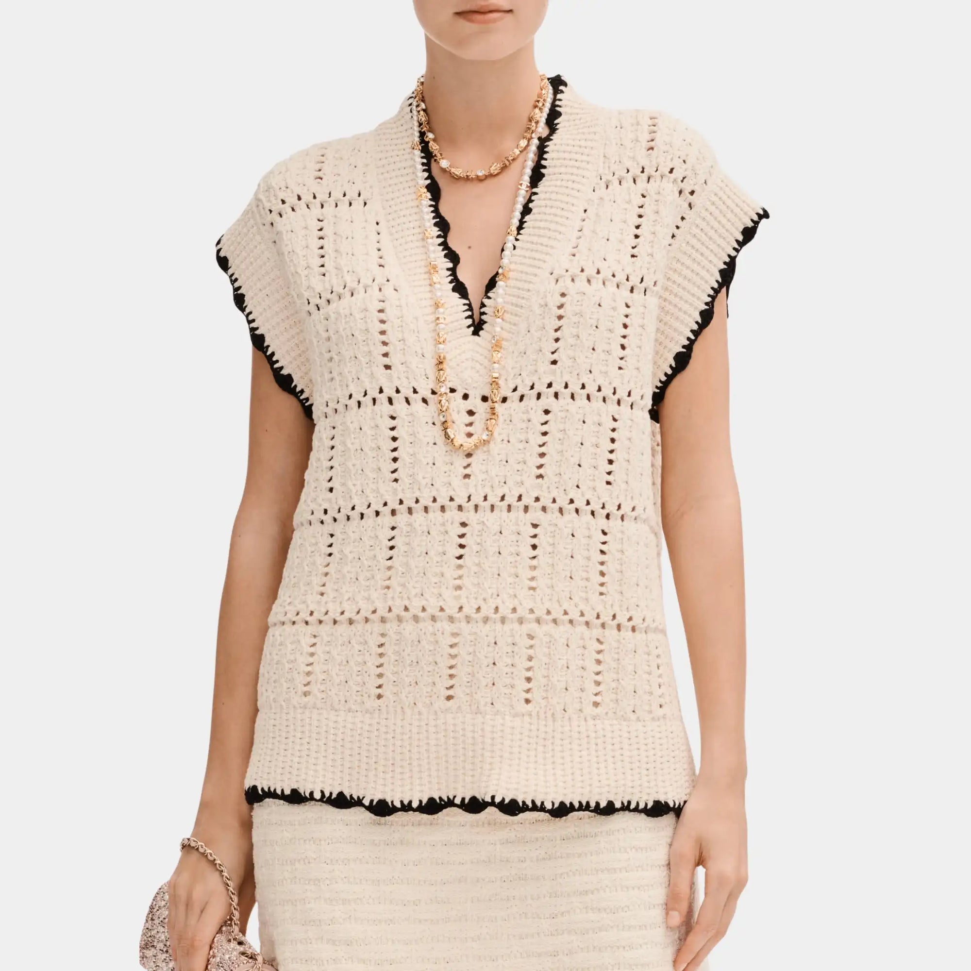Оригінальна Sweater In Ecru And Black Cotton Chanel – боковий вид