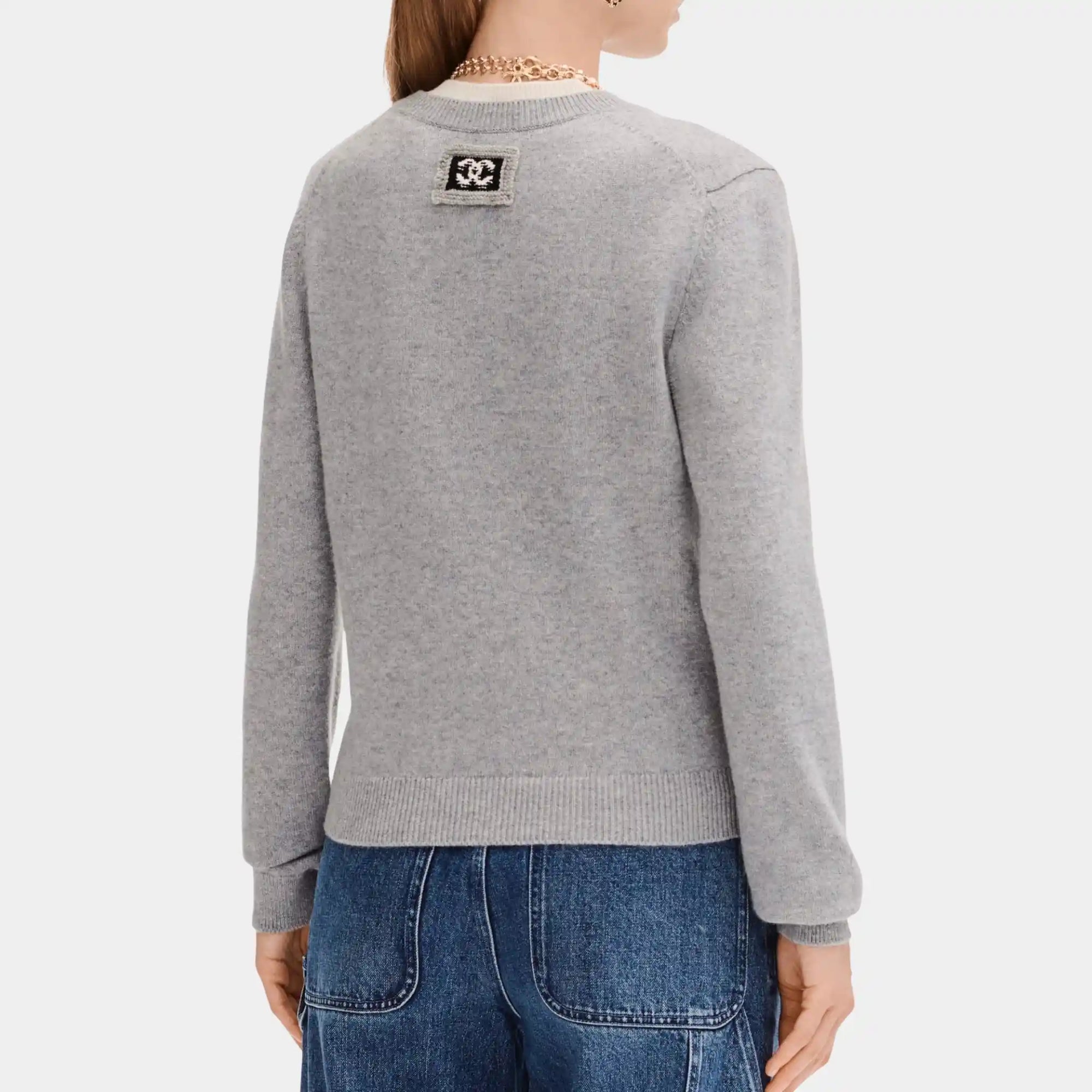 Sweater In Gray Cashmere Chanel – Гарантія оригінальності – вид ззаду