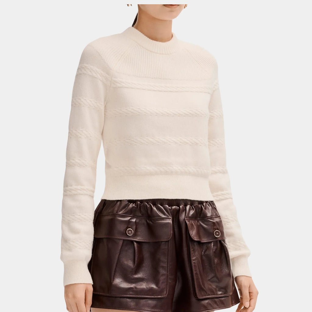 Оригінальна Sweater In Silk White Cashmere Chanel – боковий вид