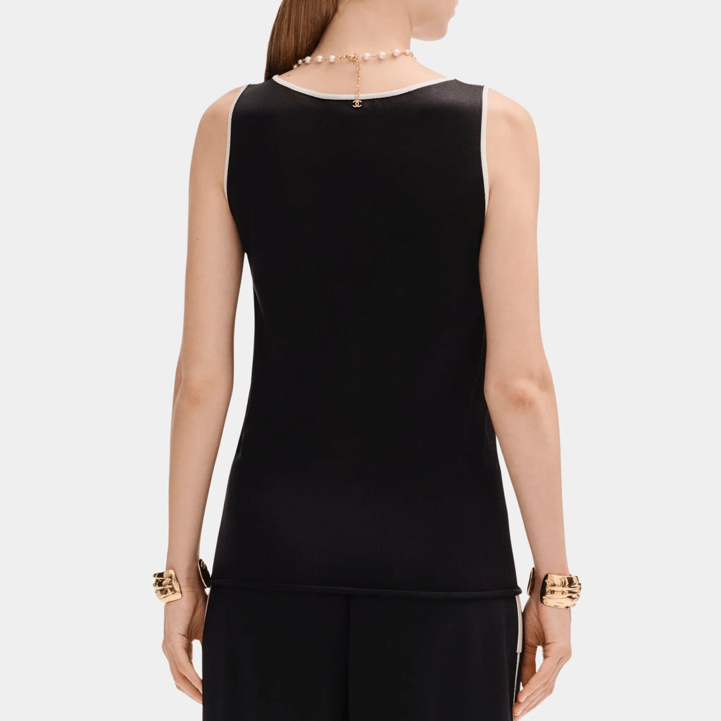 Top In Silk Black And White Chanel – Гарантія оригінальності – вид ззаду