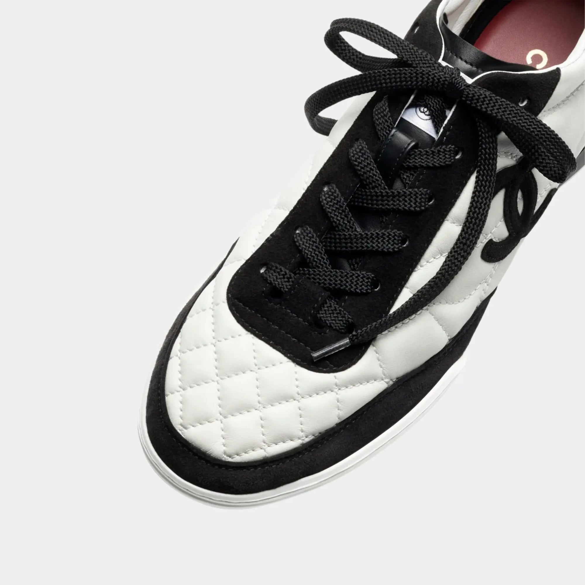 Trainers In Calfskin & Suede Kidskin Chanel – Гарантія оригінальності – детальний вид