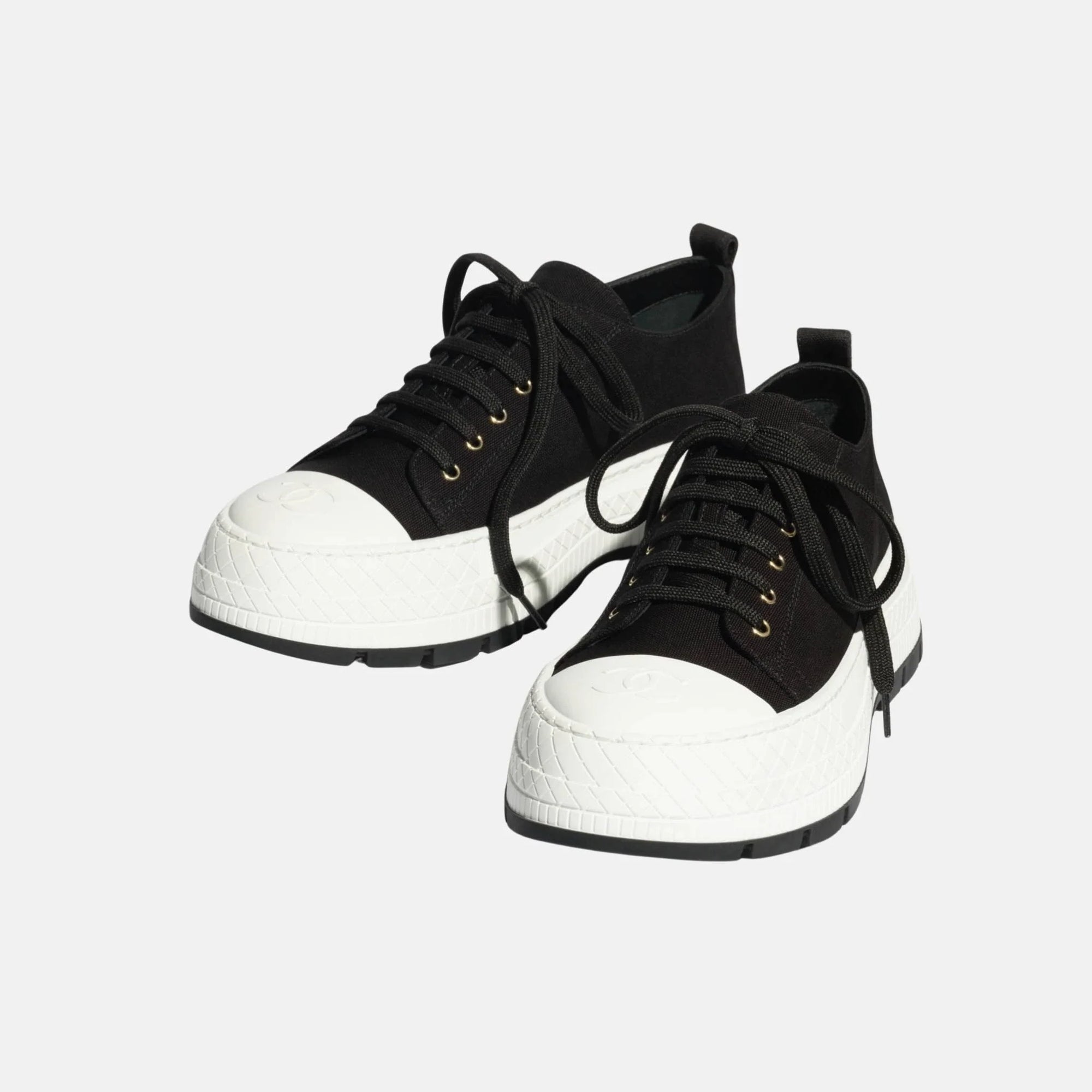 Оригінальна Trainers In Cotton Chanel – вид ззаду