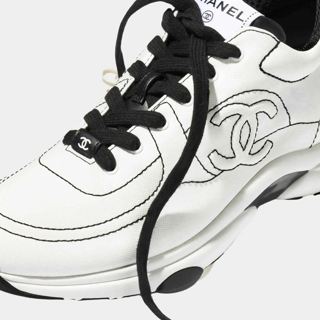 Trainers Cotton White And Black Chanel оригінал – Купити в Україні – вид ззаду