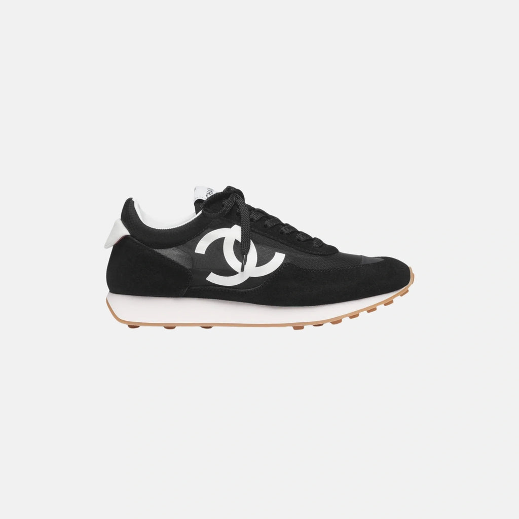 Оригінальна Trainers In Mesh And Suede Calfskin Chanel – боковий вид