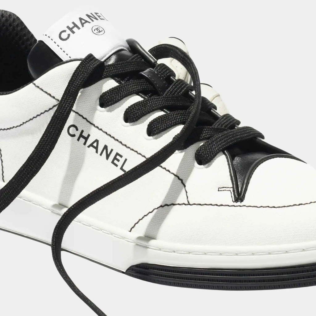 Оригінальна Trainers Sneaker Cotton White And Black Chanel – вид ззаду
