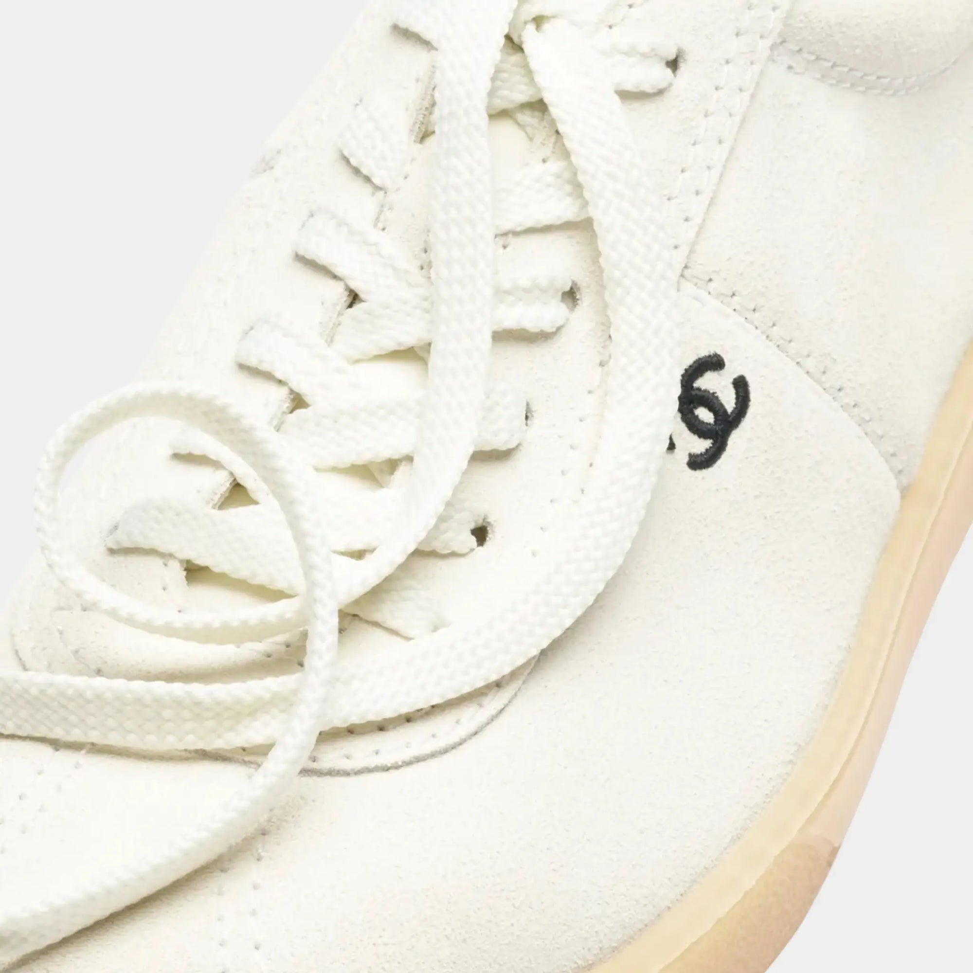 Trainers In Velvet Calfskin & Calfskin Chanel – Гарантія оригінальності – детальний вид