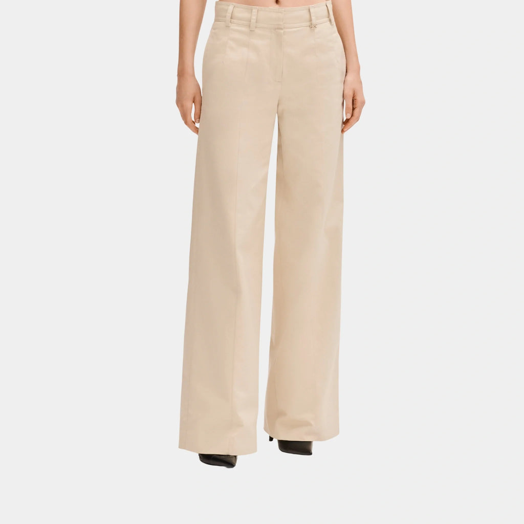 Trousers In Beige Gabardine Chanel – Гарантія оригінальності – боковий вид