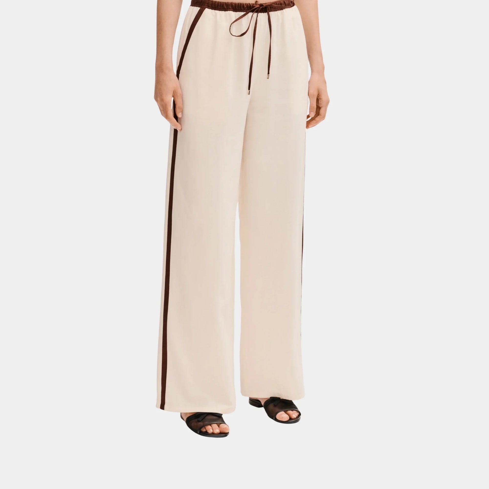 Trousers In Silk Light Yellow And Burgundy Chanel – Гарантія оригінальності – боковий вид