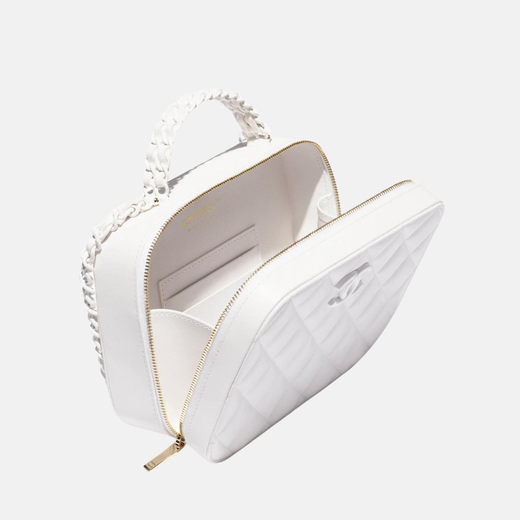 Оригінальна Vanity Case In Lambskin & Lacquered Metal Chanel – вид ззаду