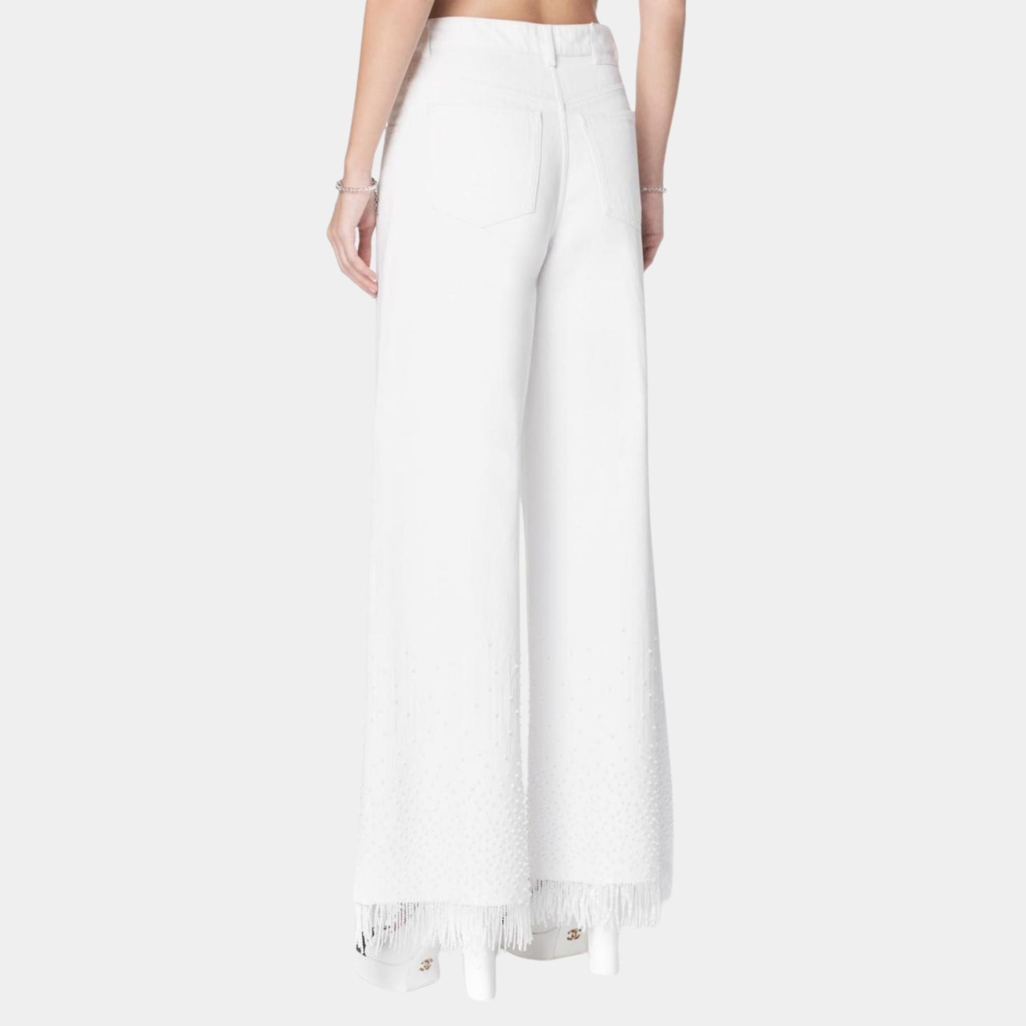 White Denim Jeans Embroidered With Beads Chanel – Гарантія оригінальності – вид ззаду