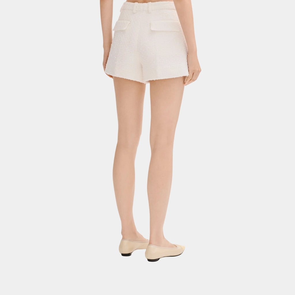 White Shorts In Tweed Chanel – Гарантія оригінальності – вид ззаду
