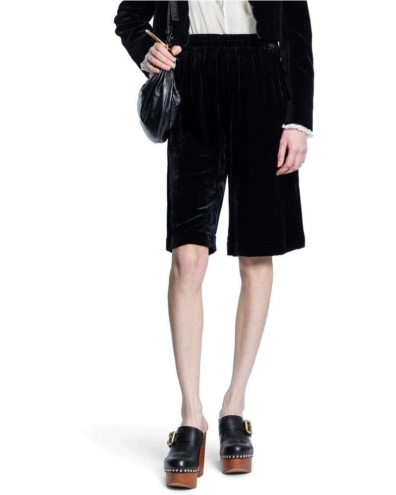 Fluid Bermuda Shorts In Liquid Velvet Chloe – Гарантія оригінальності